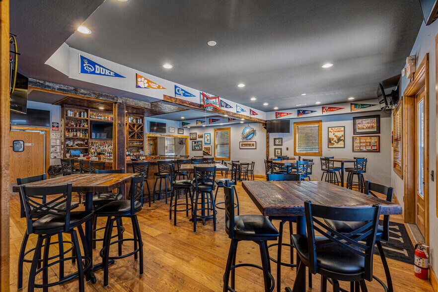 More Photos Of 3093 US Highway 64 E, Sapphire General Retail For Sale