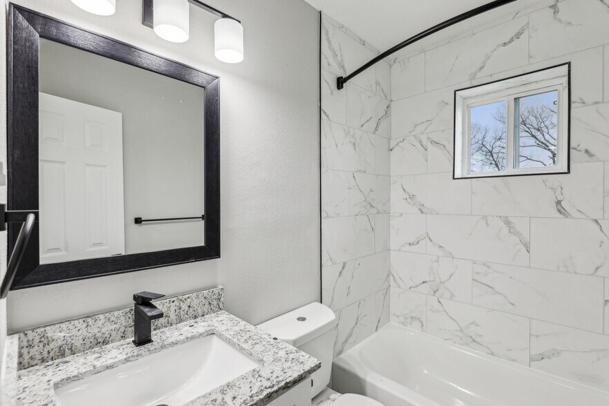 More Photos Of 915 S Waterview Dr, Richardson Multifamily For Sale