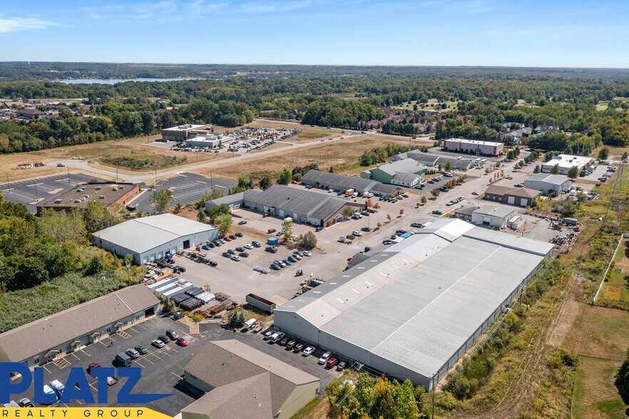 More Photos Of 590 E Western Reserve Rd, Youngstown Warehouse For Lease