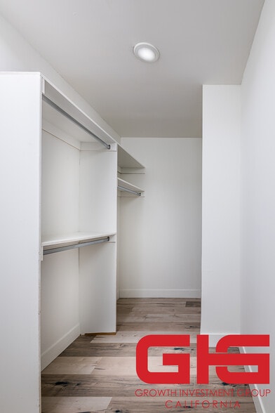 More Photos Of 262 N Los Robles Ave, Pasadena Apartments For Sale