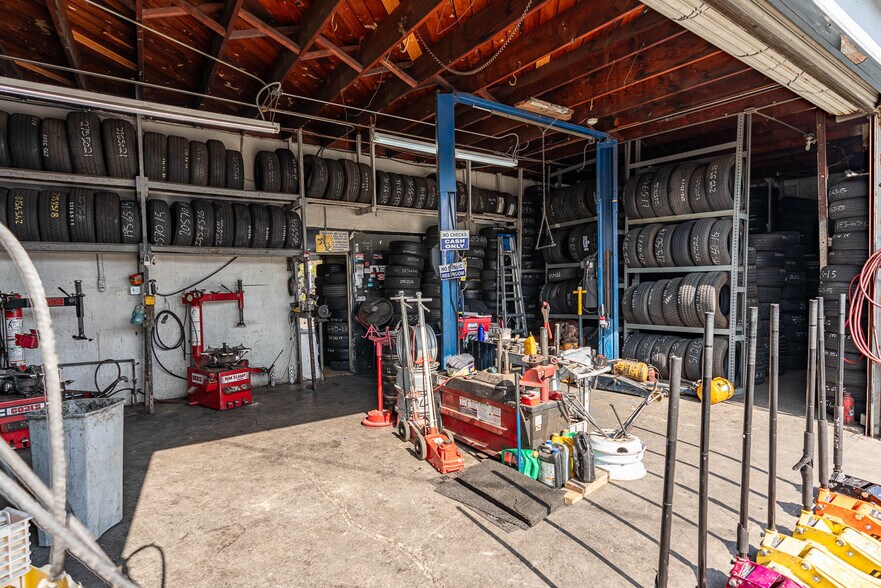 More Photos Of 13021 Century Blvd, Garden Grove Auto Repair For Sale