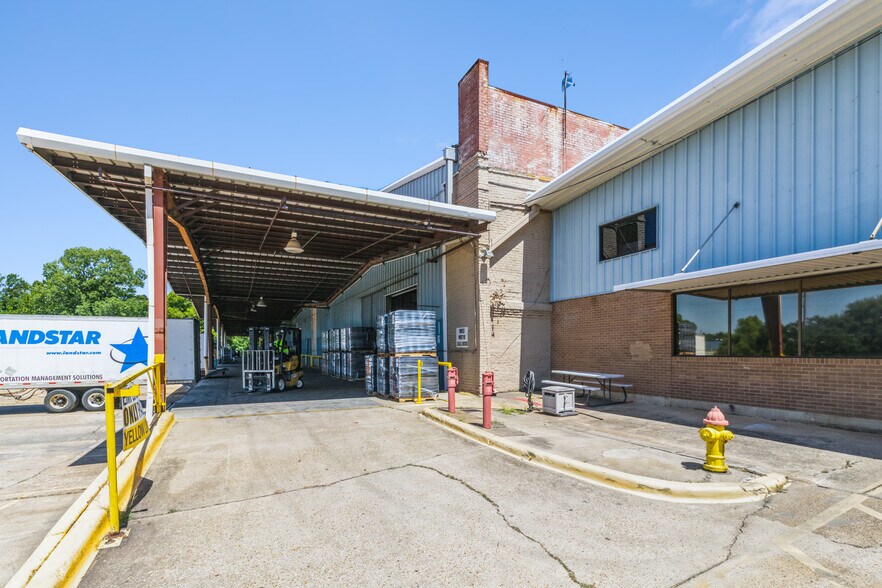 More Photos Of 2391 Levy St, Shreveport Warehouse For Lease