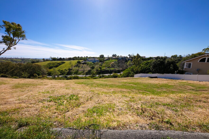 More Photos Of 5942 Busch Dr, Malibu Land For Sale