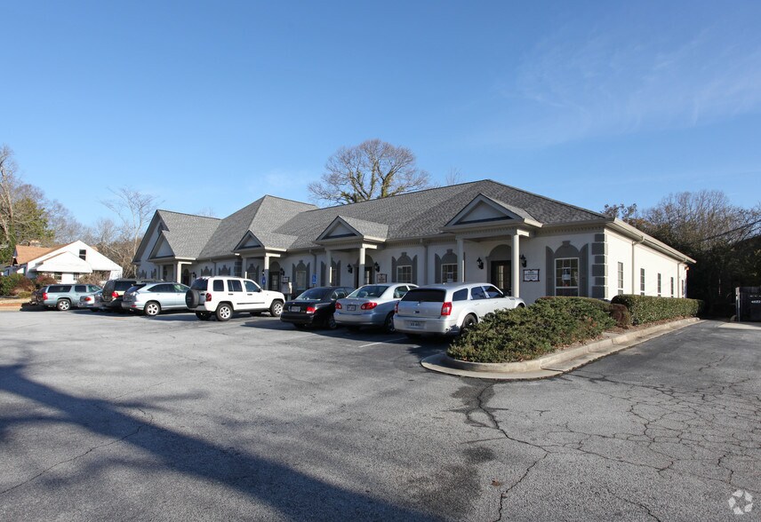 More Photos Of 2176 Oak Rd, Snellville Medical For Lease
