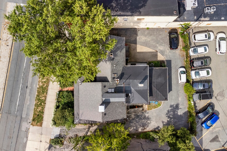 More Photos Of 393-395 Massachusetts Ave, Arlington Office For Sale