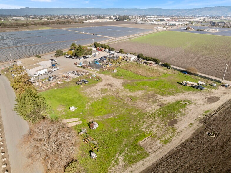More Photos Of 1931 Beach Rd, Watsonville Industrial For Sale