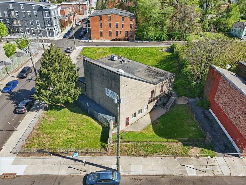 More Photos Of 1708 Baymiller St, Cincinnati Religious Facility For Sale