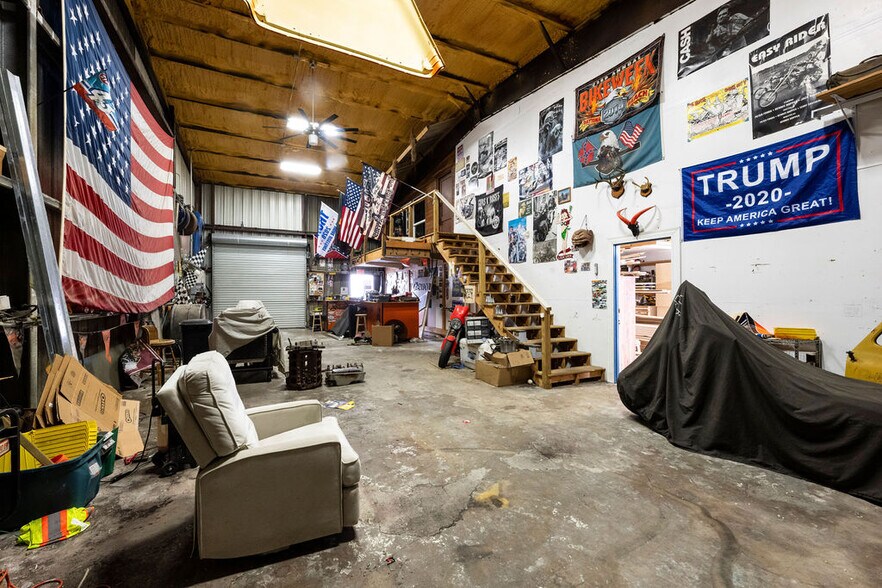 More Photos Of 3235 SE Dominica Ter, Stuart Warehouse For Sale