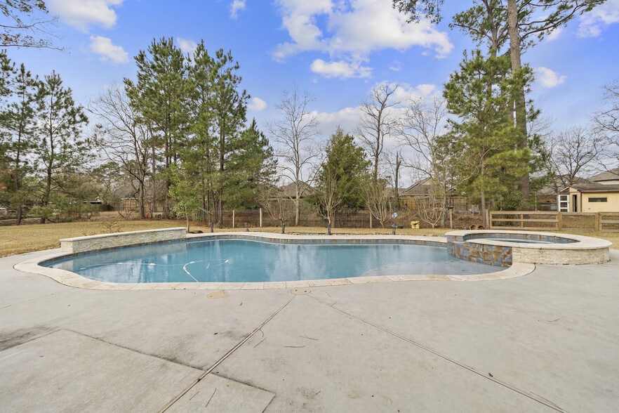 More Photos Of 22321 Mossy Oaks Rd, Spring Land For Sale