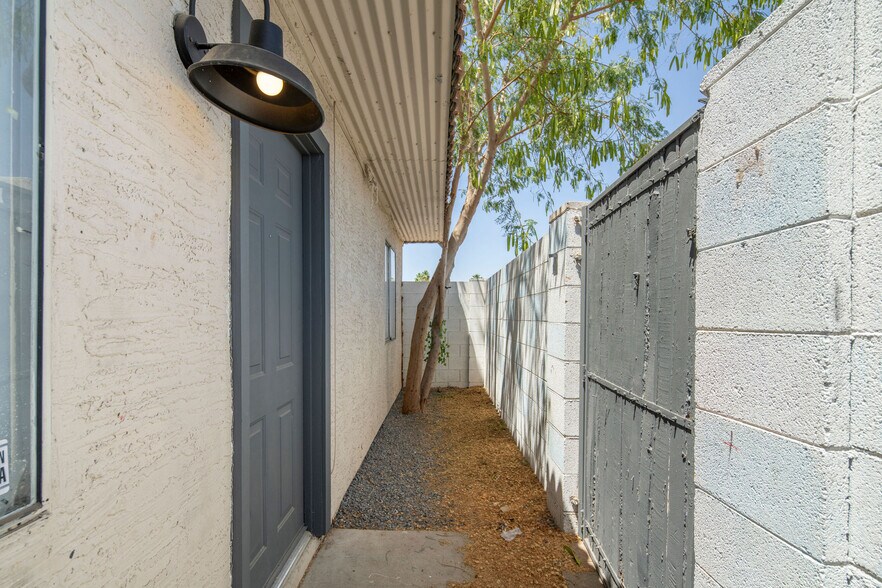 More Photos Of 2726 E Tierra Buena Ln, Phoenix Apartments For Sale