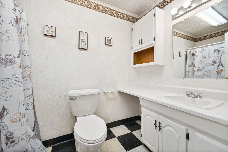 More Photos Of 314-316 W Main St, Monongahela Storefront Retail Office For Sale