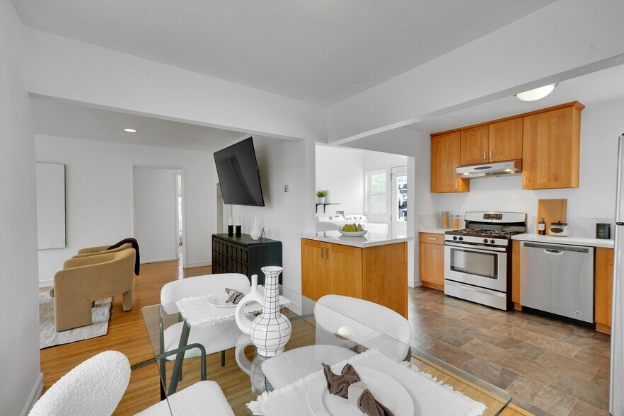 More Photos Of 828 Hill St, Santa Monica Apartments For Sale