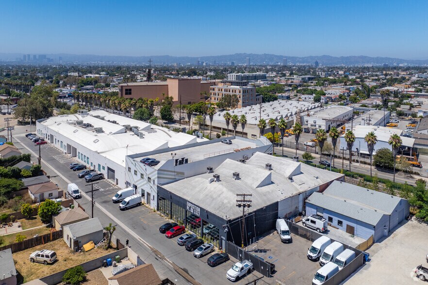 More Photos Of 3317-3325 Exposition Pl, Los Angeles Light Manufacturing For Lease