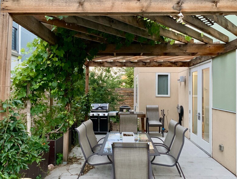 More Photos Of 3288 Arapahoe St, Denver Apartments For Sale