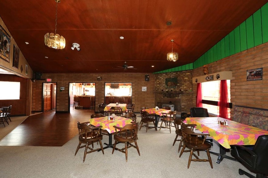 More Photos Of 7783 W Ralls Dr, Strawberry Restaurant For Sale