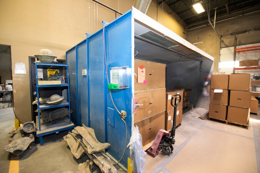 More Photos Of 1460 Overlook Dr, Lafayette Manufacturing For Lease