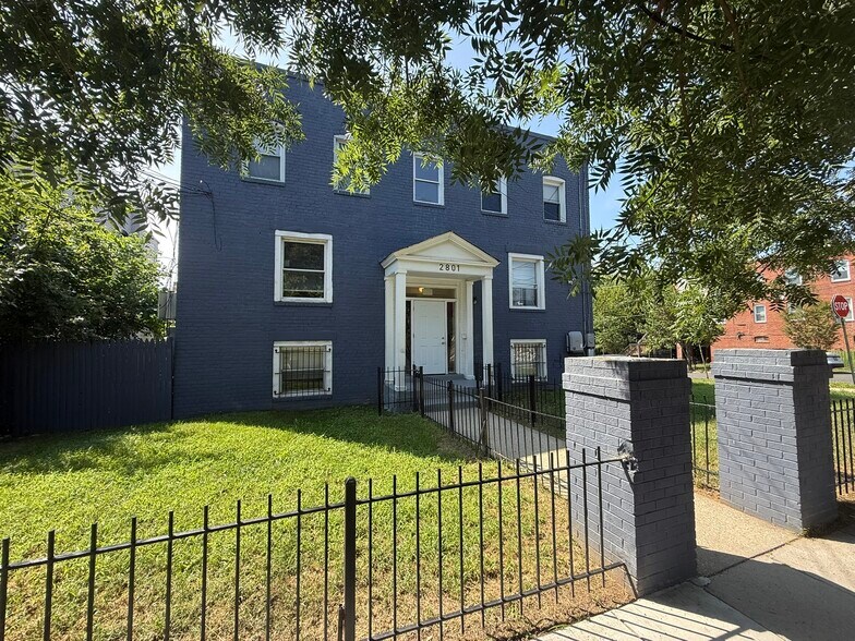 Primary Photo Of 2801 Jasper St SE, Washington Apartments For Sale