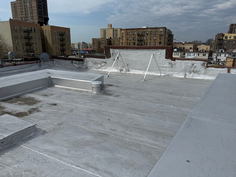 More Photos Of 2530 Boston Rd, Bronx Storefront Retail Office For Sale