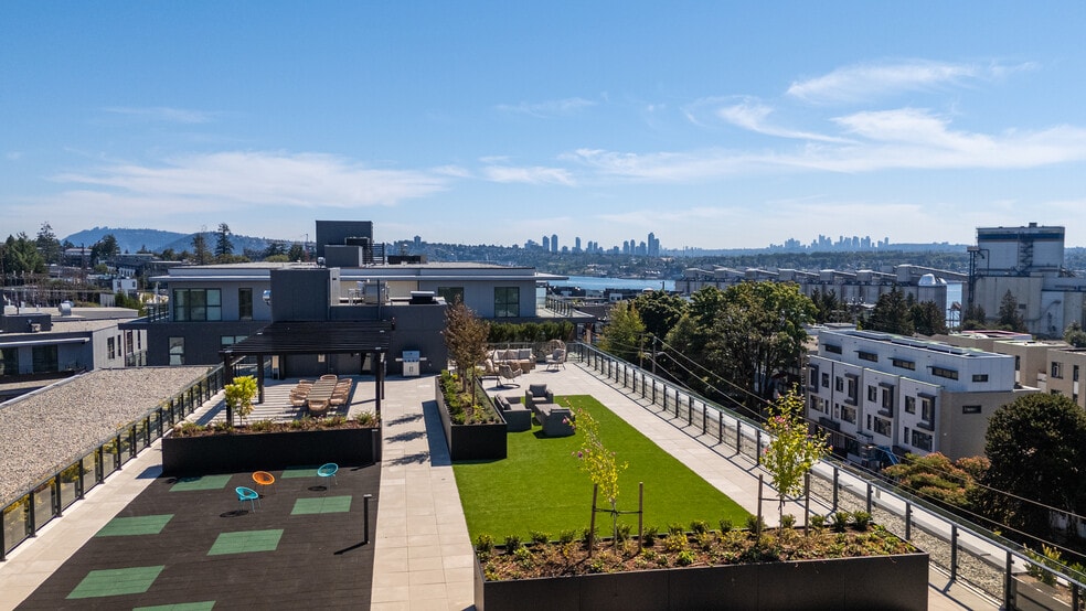 More Photos Of 422 3rd St E, North Vancouver Apartments For Lease