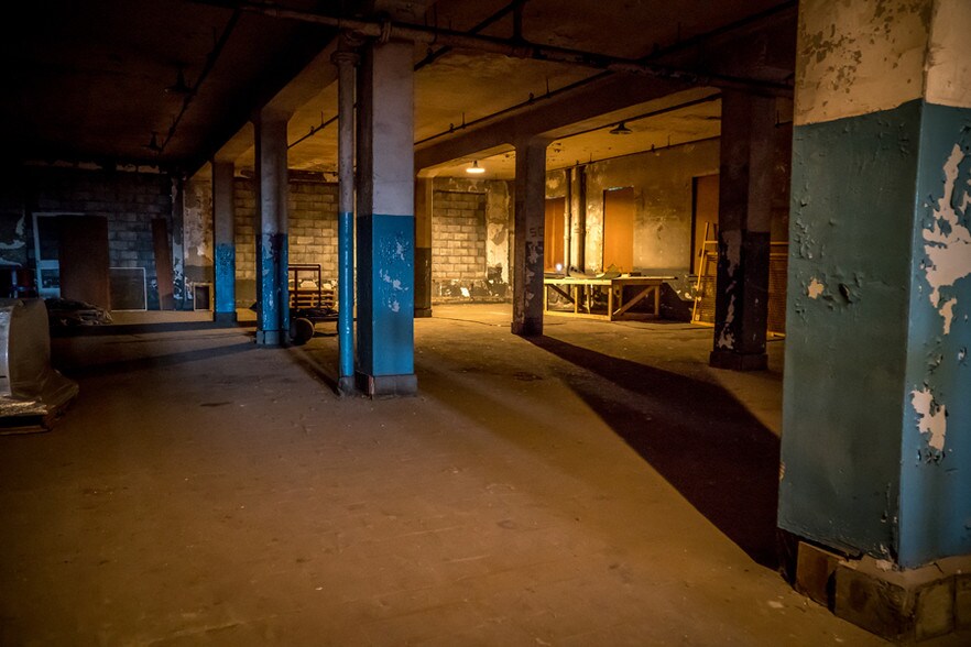 More Photos Of 703 Elk St, Buffalo Warehouse For Sale