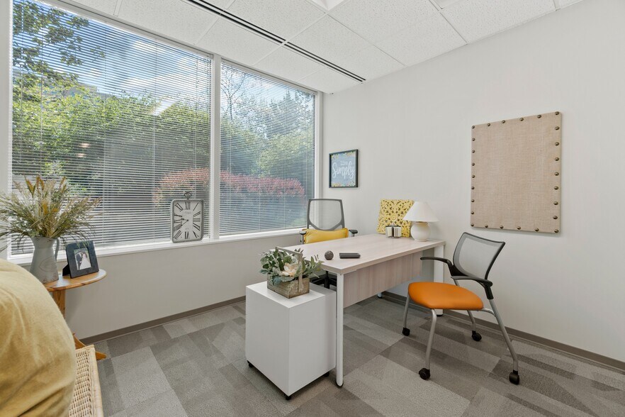 More Photos Of 205 Van Buren St, Herndon Office For Lease