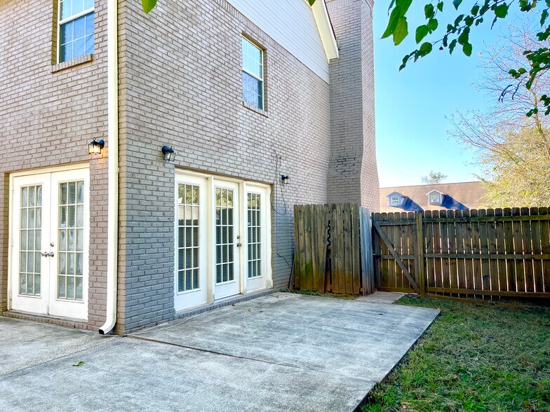 More Photos Of 2124 Hickory Bnd SE, Conyers Multifamily For Sale