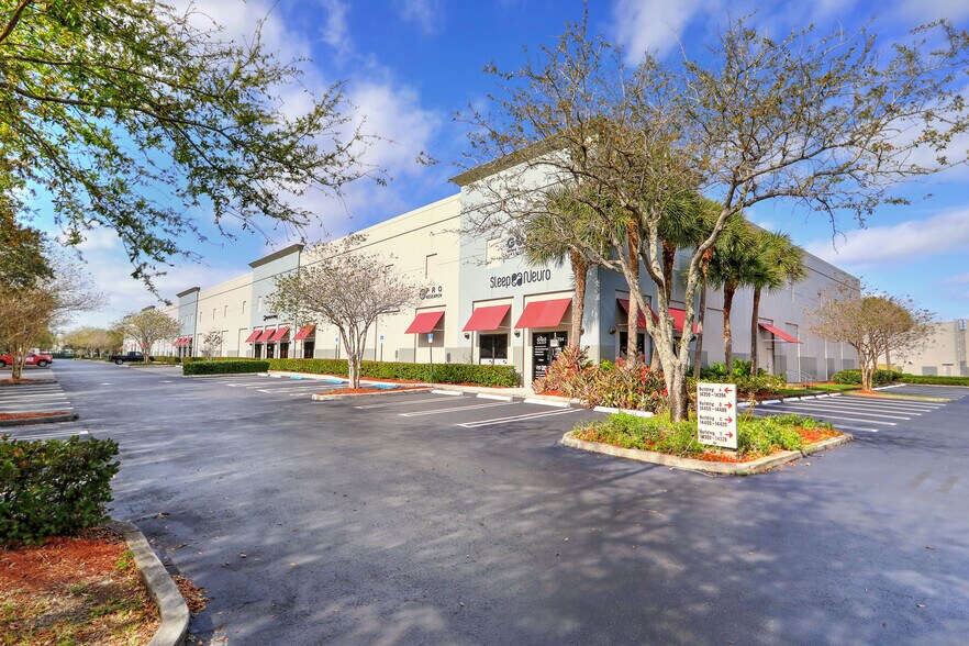 More Photos Of 14350 Commerce Way, Miami Lakes Warehouse For Lease