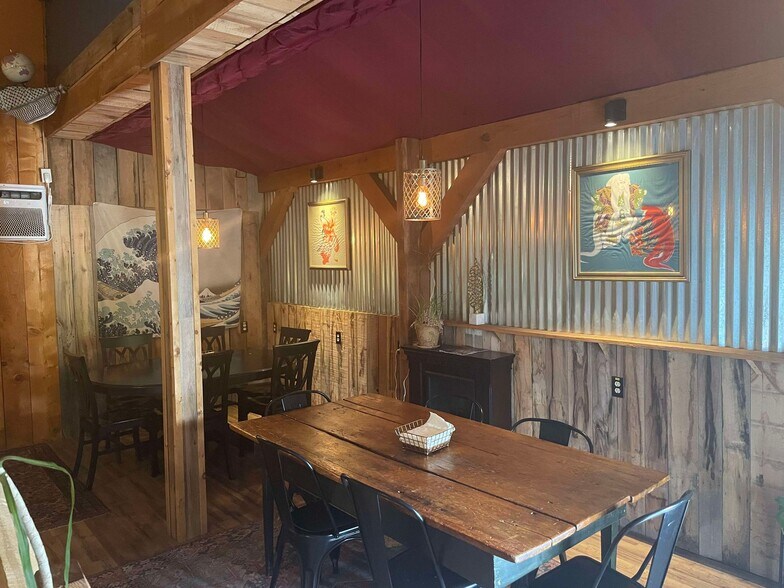 More Photos Of 16454 Appalachian Hwy, Thomas Restaurant For Sale