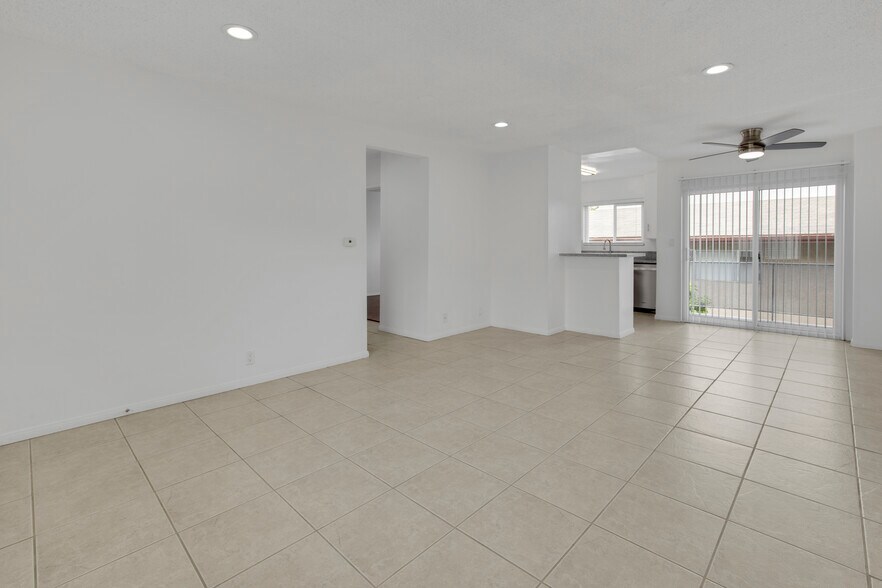 More Photos Of 1936-1938 S Corning St, Los Angeles Apartments For Sale