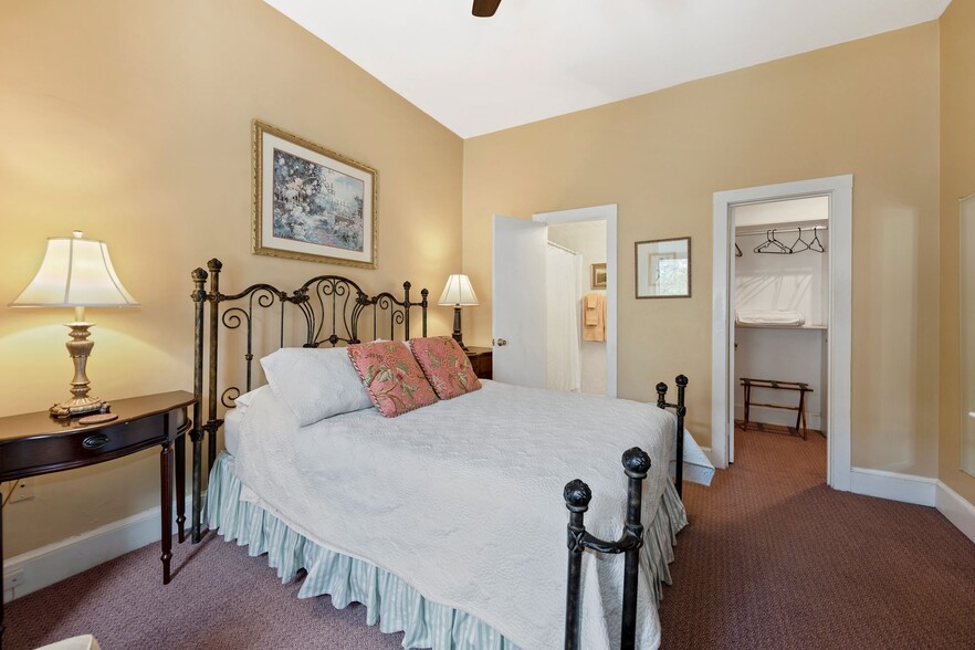 More Photos Of 1755 18th St Nw, Washington Apartments For Sale