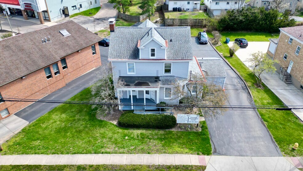 More Photos Of 7654 Montgomery Rd, Cincinnati Medical For Sale