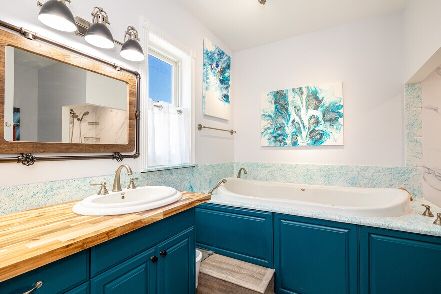 More Photos Of 303 W Juniper Ave, Flagstaff Hospitality For Sale