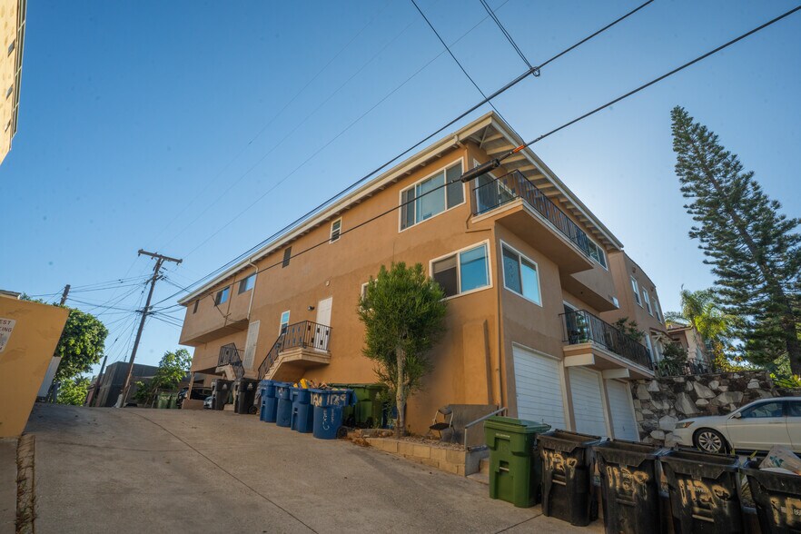 More Photos Of 1129-1135 W 10th St, San Pedro Apartments For Sale