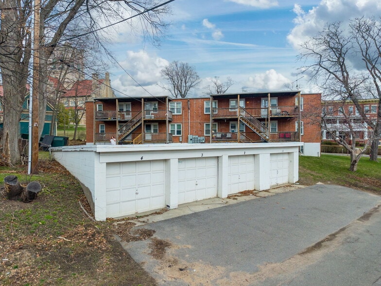 More Photos Of 282-284 Suffolk St, Holyoke Apartments For Sale