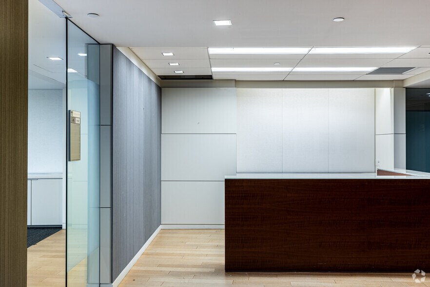 More Photos Of 4900 Main St, Kansas City Office For Lease