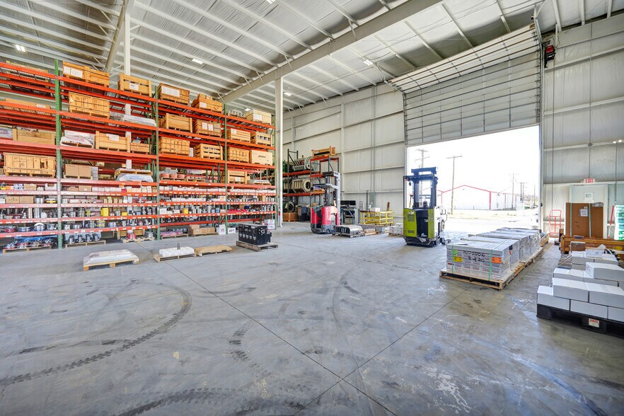 More Photos Of 2010/2015 44th St, Odessa Industrial For Sale