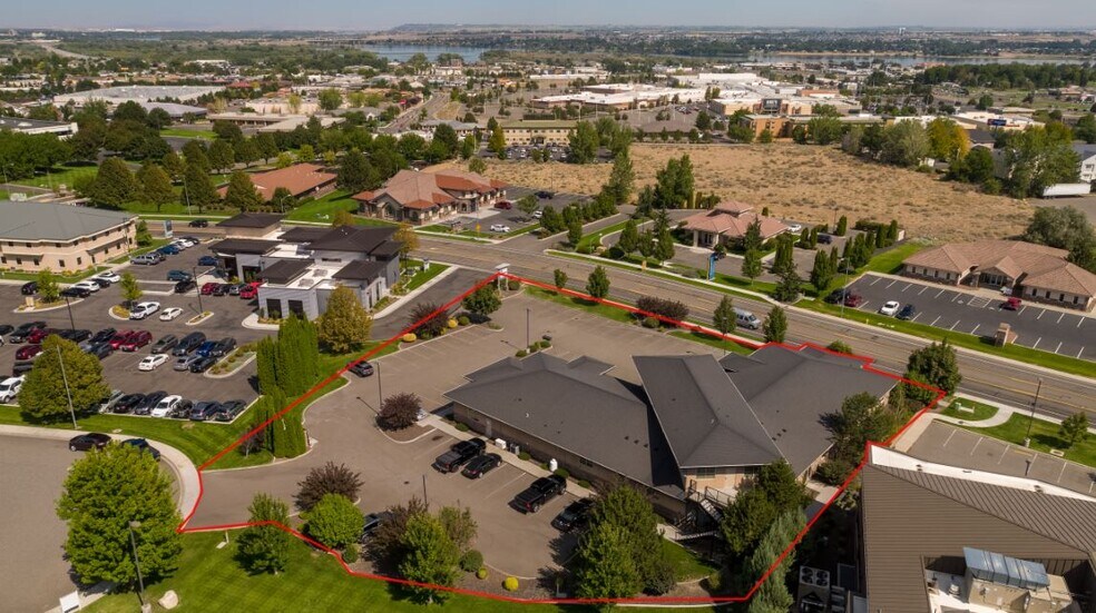 More Photos Of 8121 W Grandridge Blvd, Kennewick Office For Lease
