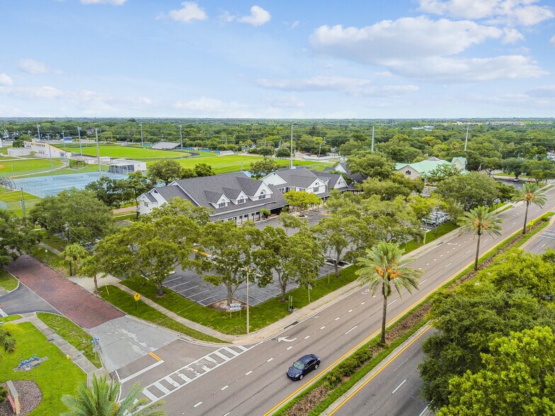 More Photos Of 300 E Bay Dr, Largo Office For Lease