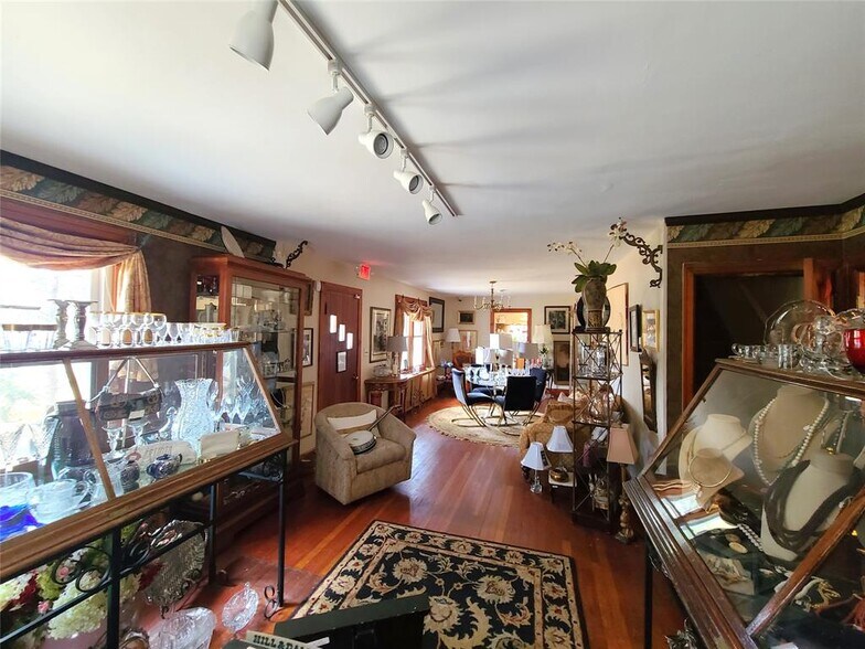 More Photos Of 1095 State 17B rt, Mongaup Valley General Retail For Sale