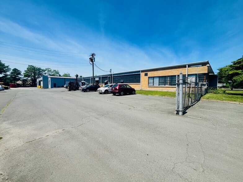 More Photos Of 1659-1700 Calhoun st, Ewing Warehouse For Sale