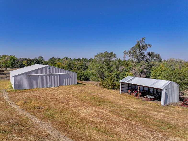 More Photos Of 6155 W Adams st, Lincoln Land For Sale