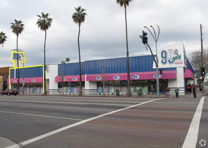 More Photos Of 6745 Van Nuys Blvd, Van Nuys Storefront Retail Office For Lease