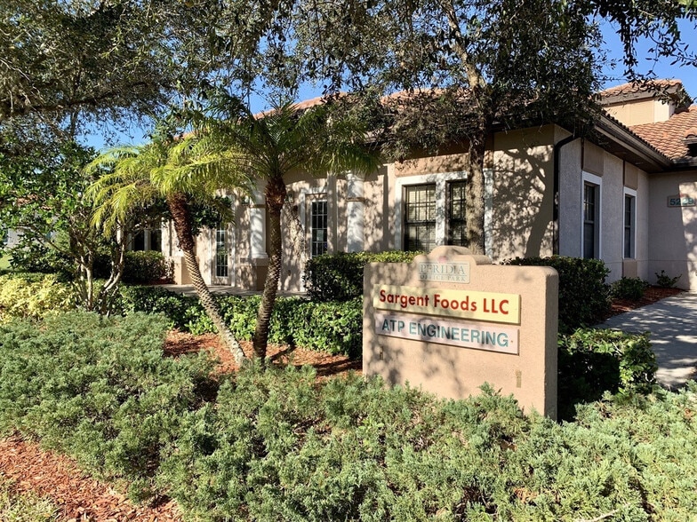 More Photos Of 5225-5229 Office Park Blvd, Bradenton Office For Sale