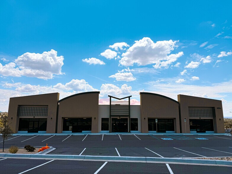 Primary Photo Of 4104 Sonoma Ranch blvd, Las Cruces Office For Lease