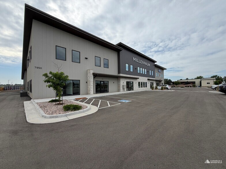 More Photos Of 7950 Miller Dr, Frederick Warehouse For Lease