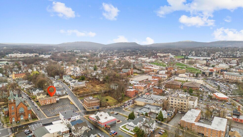 More Photos Of 19 Goodwill Ave, Meriden Specialty For Sale