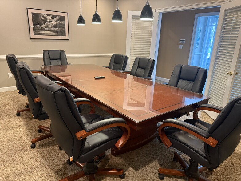 More Photos Of 1290 Main St, Daphne Office For Lease