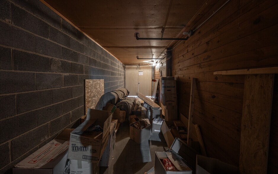 More Photos Of 410 E Main St, Haw River Light Distribution For Lease