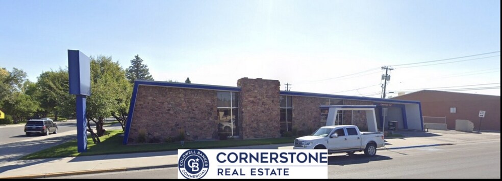 More Photos Of 215 N Broadway Ave, Riverton Bank For Sale