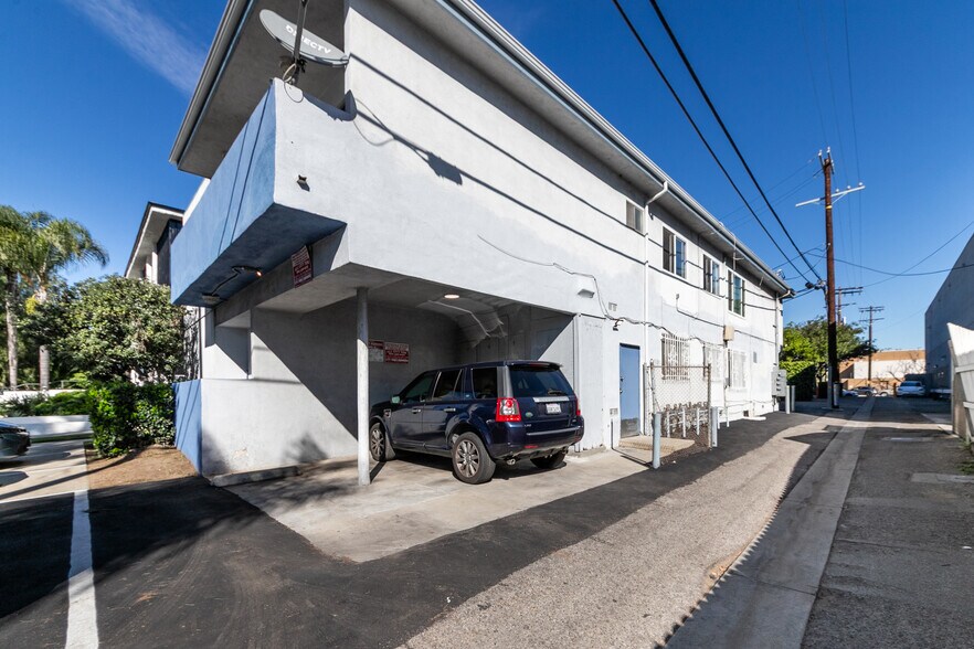 More Photos Of 3766 S Canfield Ave, Los Angeles Apartments For Sale